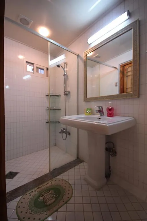 ** Guest house Doo Hanok Guesthouse Seoul South Korea